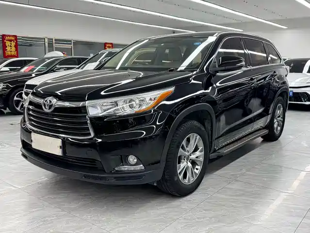  Toyota Highlander 2015 2.0T FWD Elite Edition 7-seater