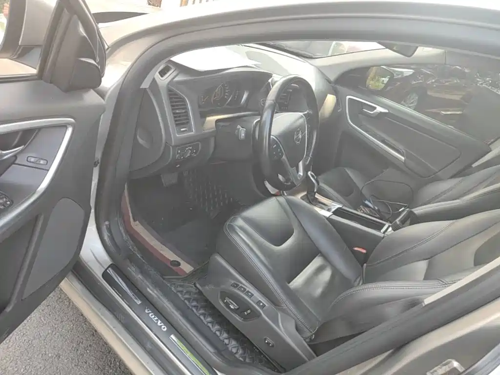 Volvo XC60 2015 2015 T5 Smart Advance Edition