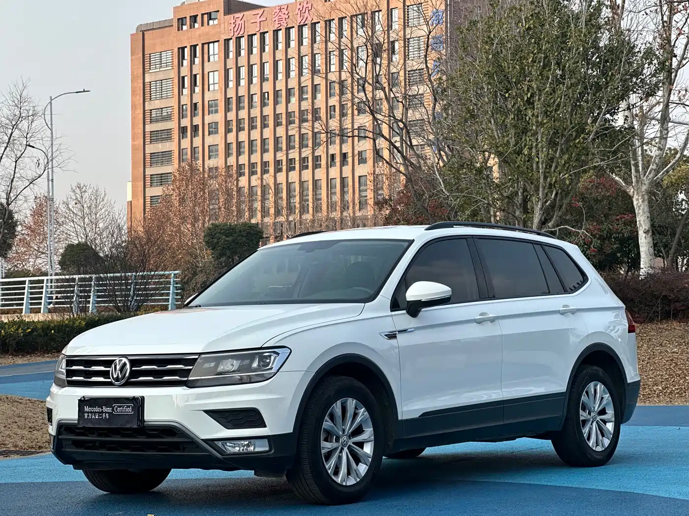 Volkswagen Tiguan L 2017 330TSI Automatic 2WD Trend Edition