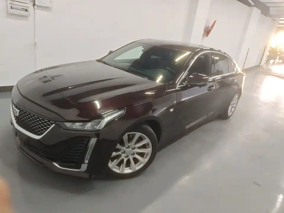 Cadillac CT5 2021 28T Fashion