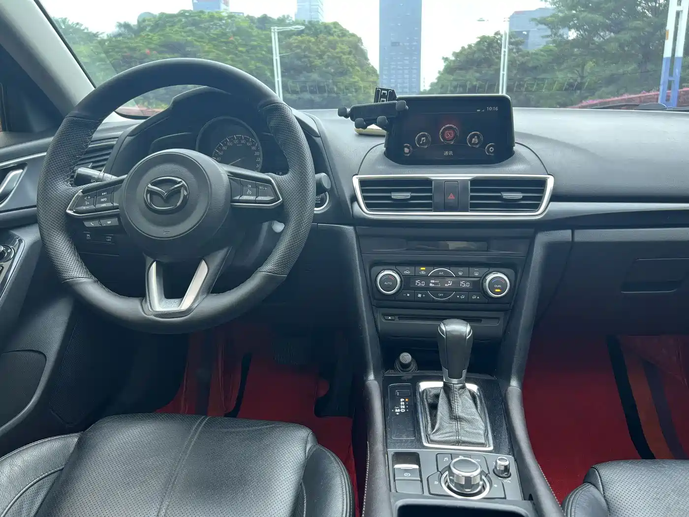 Фото 17 - Mazda Mazda 3