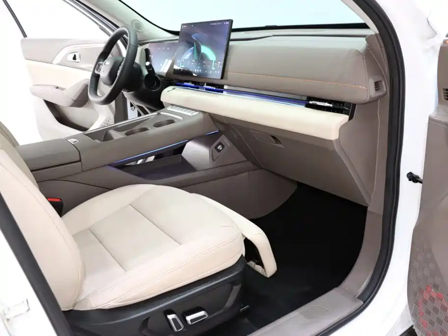 Haval H6L 2025 2026 2.0T Standard Model