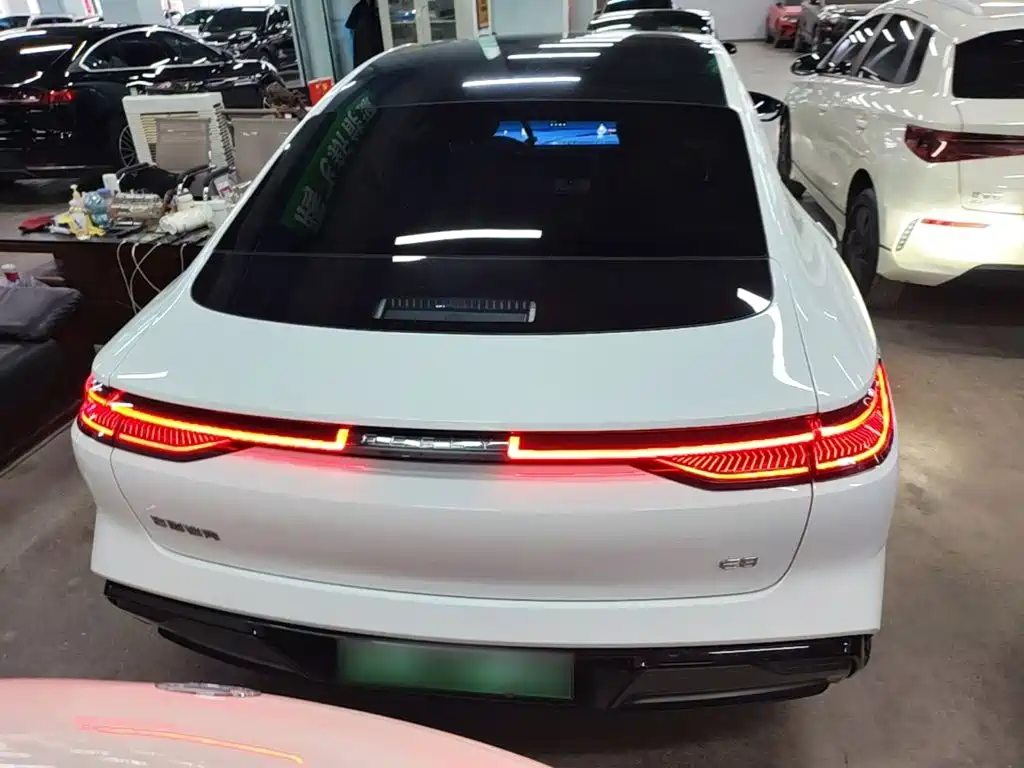 Geely Galaxy Galaxy E8 2024 2024 665km RWD Starship Voyager Edition