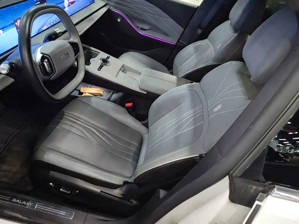 Geely Galaxy Galaxy E8 2024 2024 665km RWD Starship Voyager Edition