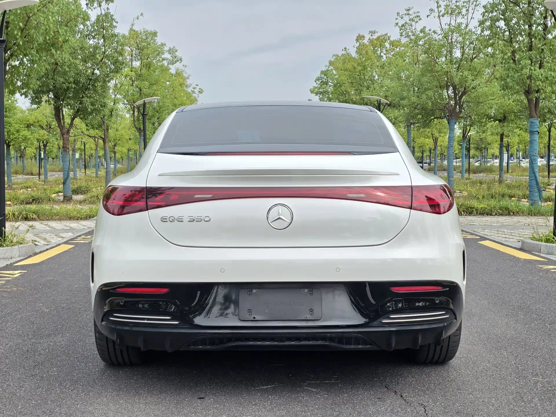 Фото 5 - Mercedes-Benz EQE