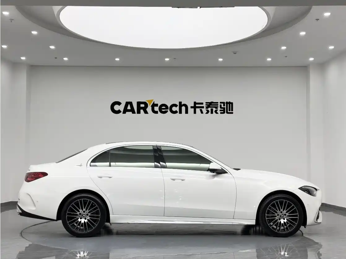 Mercedes-Benz C-Class 2024 Facelift III C 260 L фото 4