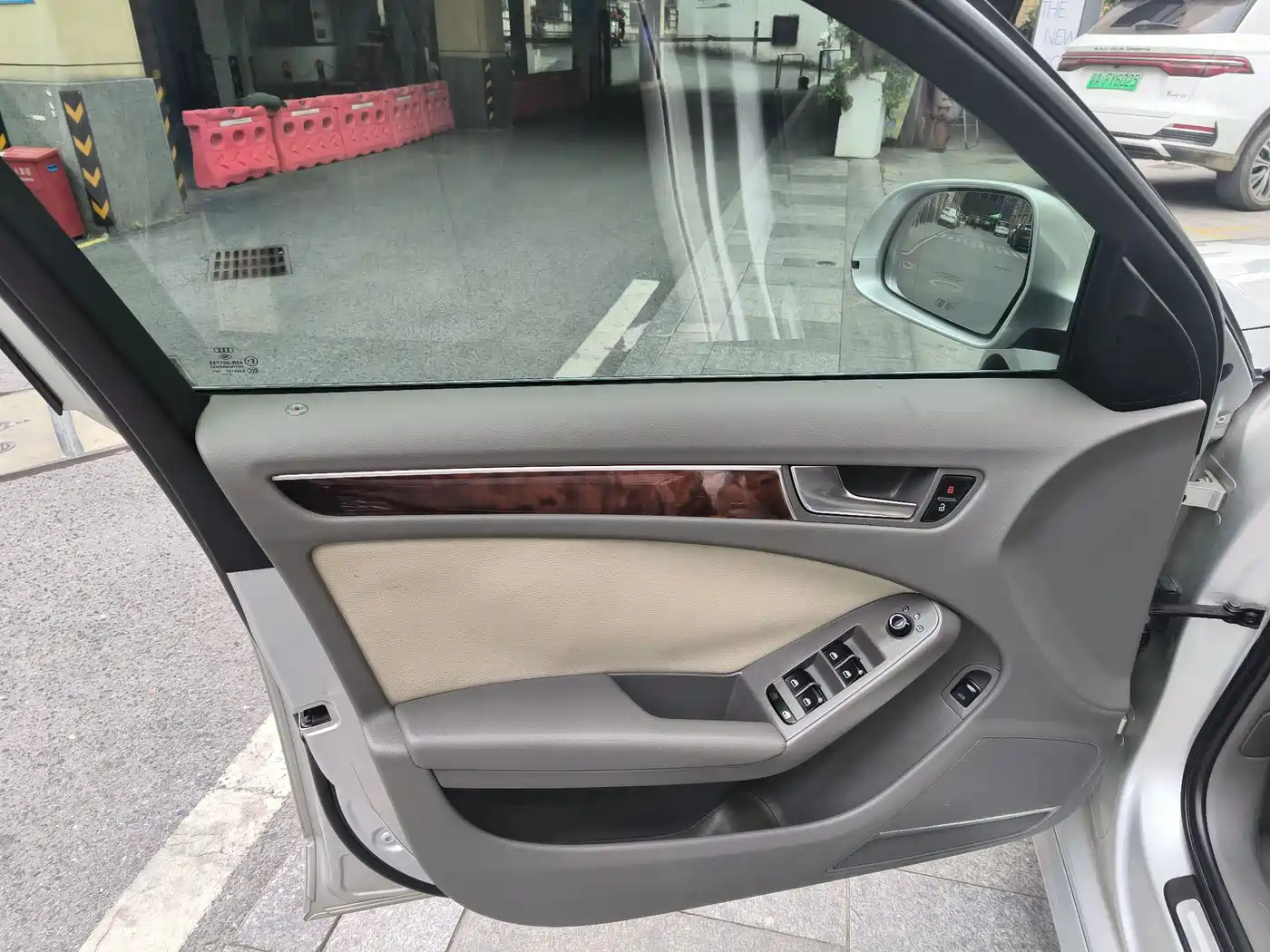 Audi A4L 2011 2.0 TFSI Comfort фото 11