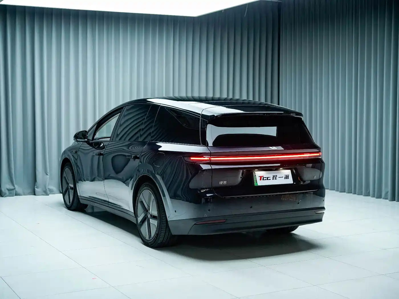 Li Auto Li i8 2026 2025 Standard Edition