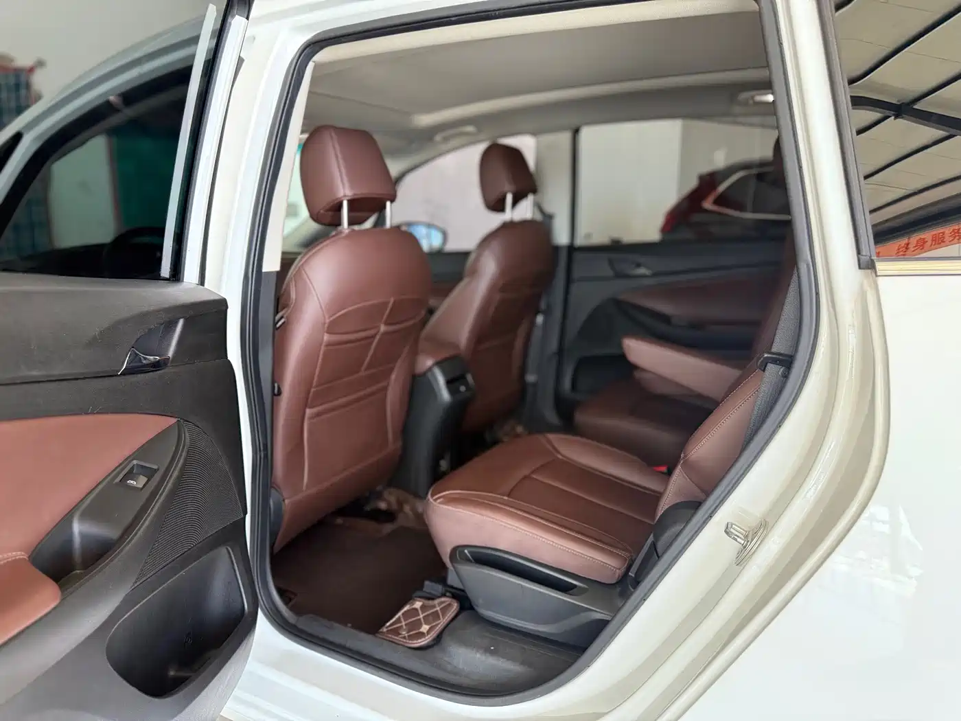 Buick GL6 2018 2018 18T 6-Seater Luxury