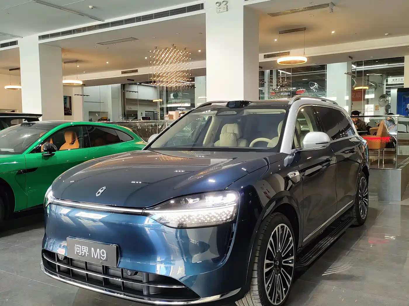 AITO Wenjie AITO M9 2025 Extended Range Ultra 52kWh 6-Seater