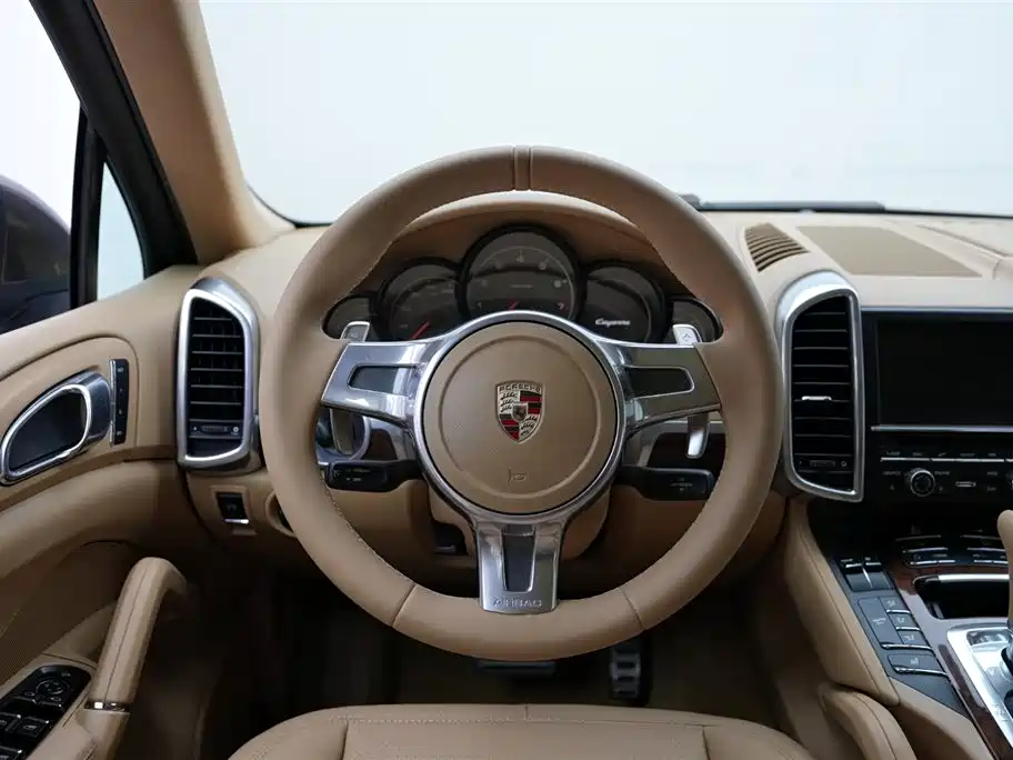 Porsche Cayenne 2011 Cayenne 3.0T фото 9