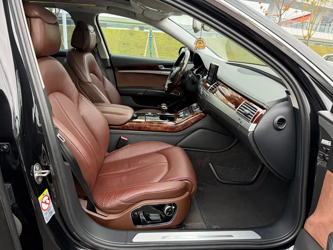 Audi A8 2013 A8L 45 TFSI quattro Luxury фото 14