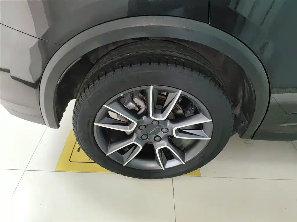 Lynk & Co 01 2021 2.0TD 2WD Pro фото 22