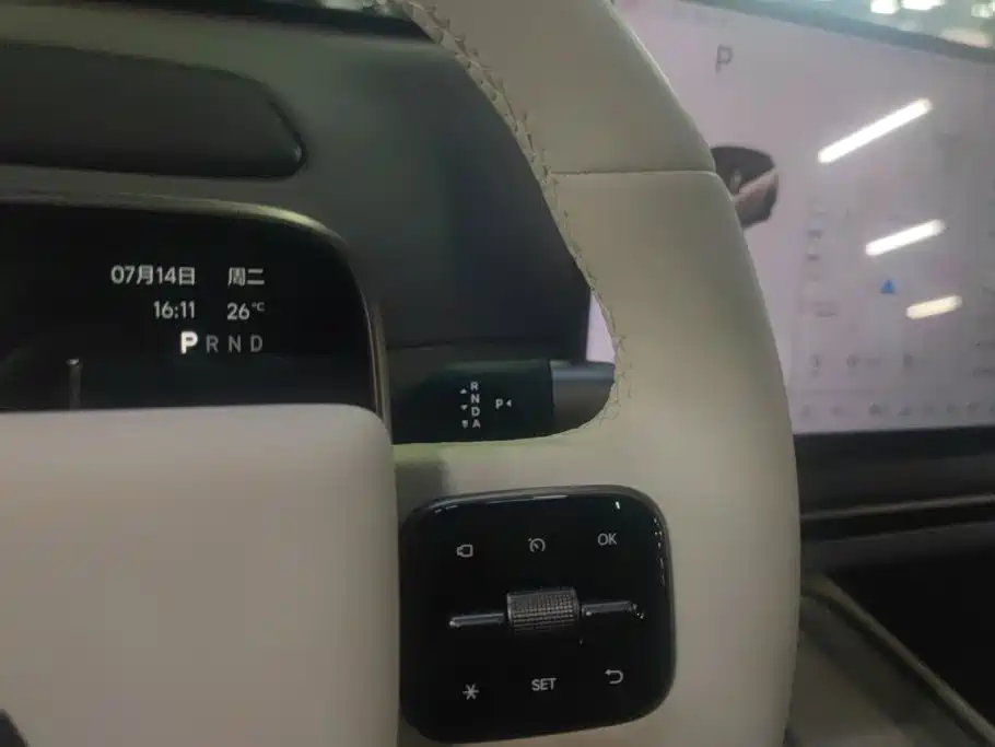 Li Auto i6 2025 2025 2WD Base Model