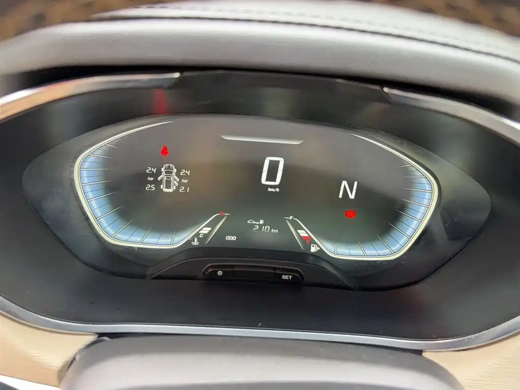 Baojun 360 2019 2018 1.5L Automatic Luxury (China V)