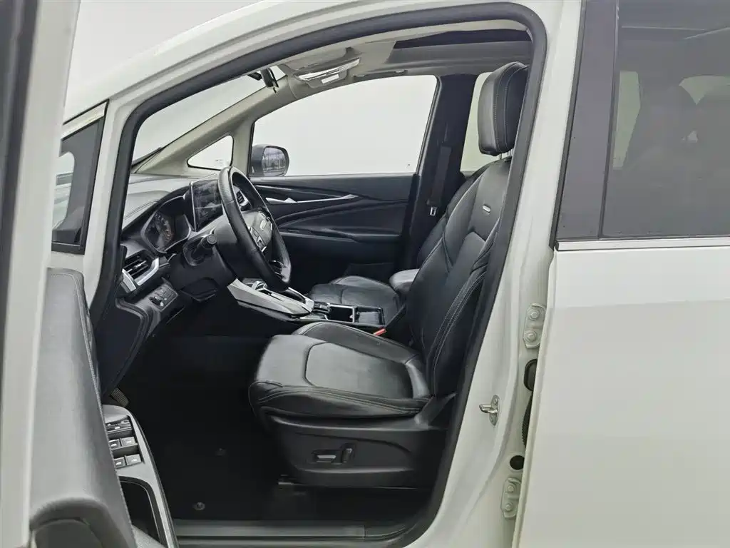 SAIC MAXUS CHASE G50