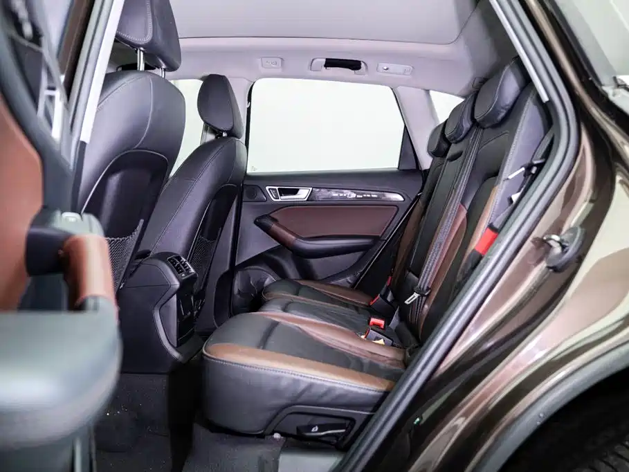 Audi Q5 2018 2017 40 TFSI Technology