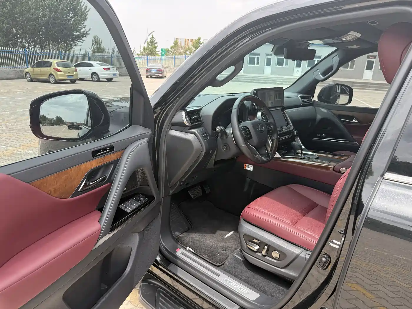 Lexus LX 2026 2025 700h Boundary Edition