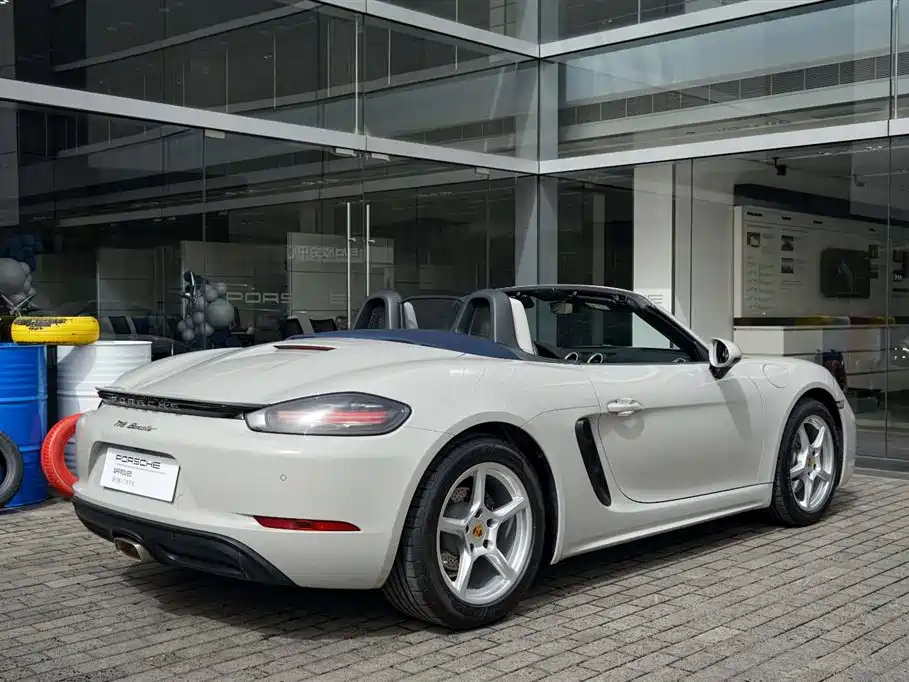 Porsche 718 2022 Boxster 2.0T фото 7