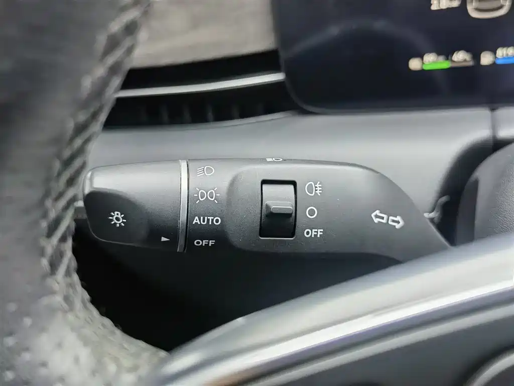 AITO Wenjie AITO M5 2022 Extended Range AWD Flagship фото 21