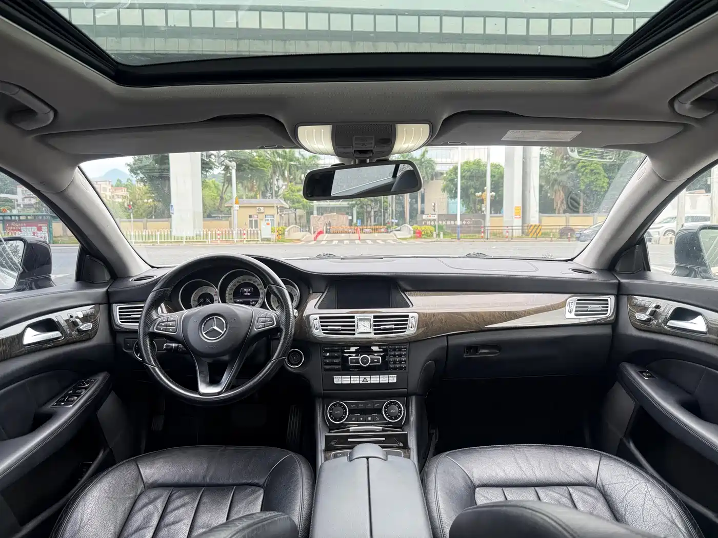 Mercedes-Benz CLS 2012 CLS 300 CGI фото 10