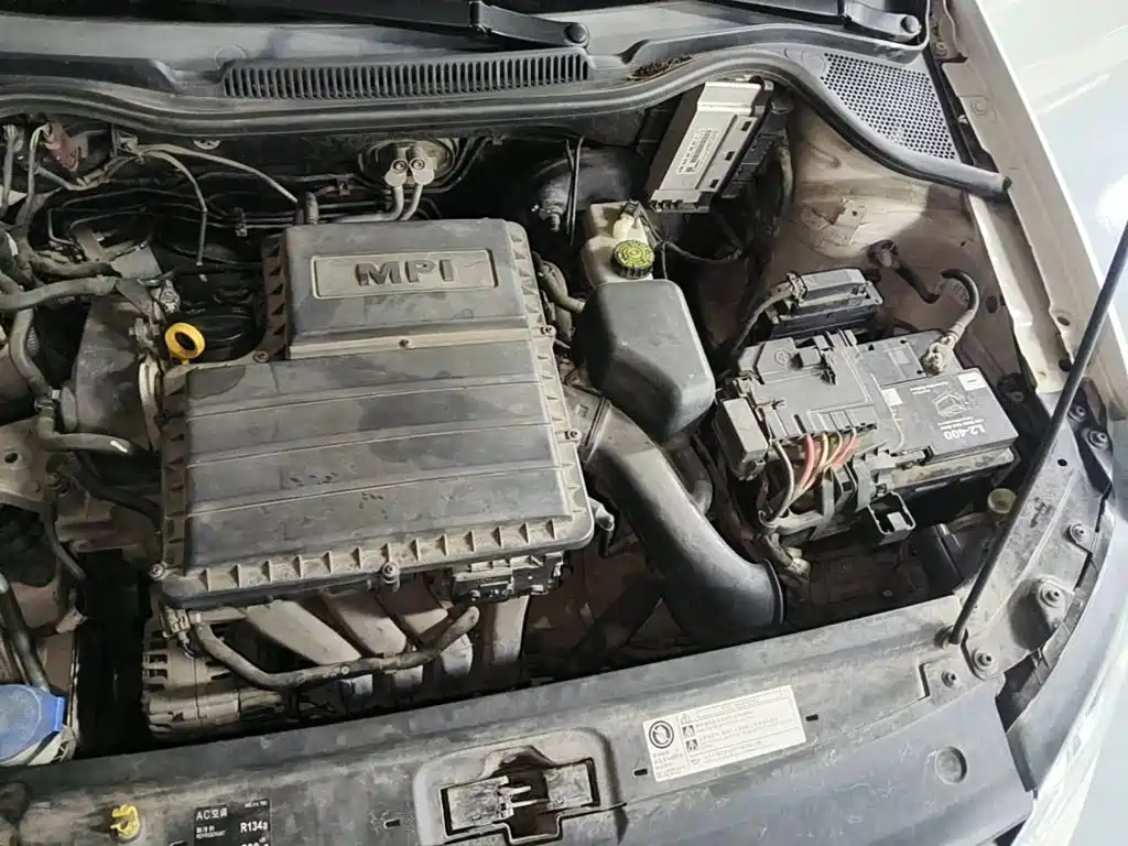 Volkswagen Polo 2015 2014 1.6L Automatic Comfort Edition