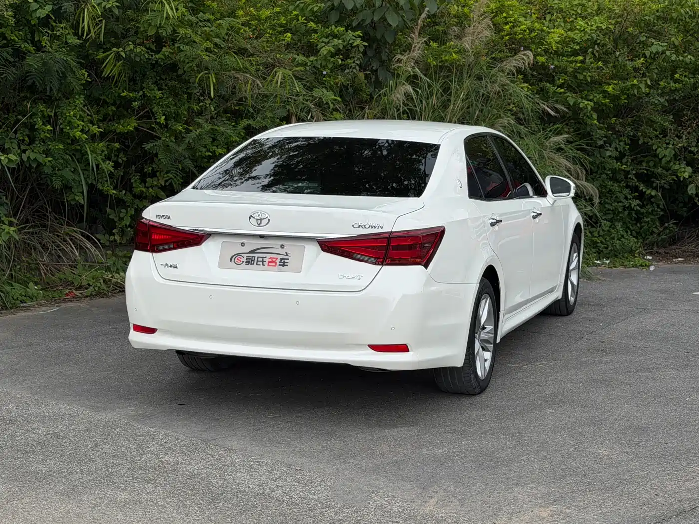 Toyota Crown 2015 2.0T Fashion фото 4