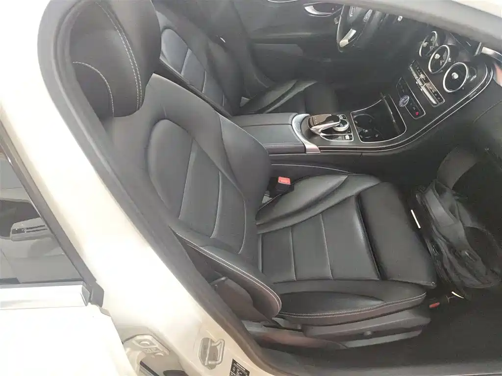 Mercedes-Benz C-Class 2015 Facelift C 180 L Sport фото 20