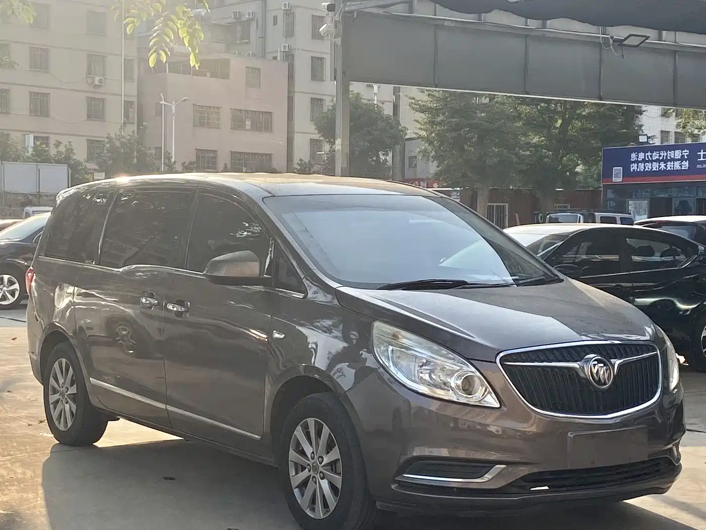 Buick GL8 2017 25S Luxury China V фото 12