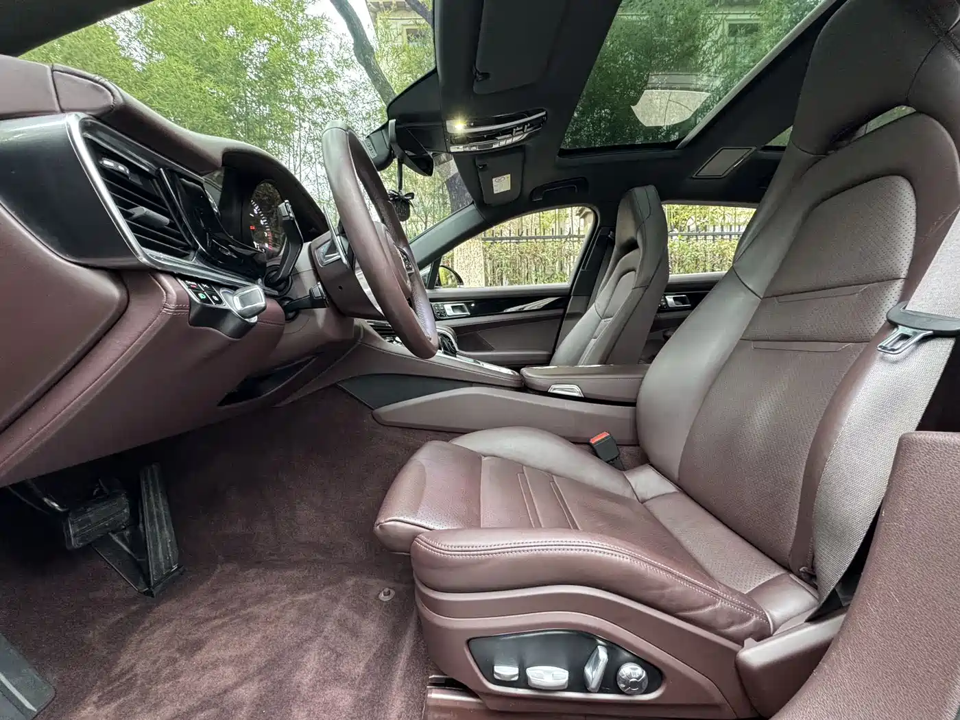 Porsche Panamera 2017 Panamera Executive Long Wheelbase 3.0T фото 8