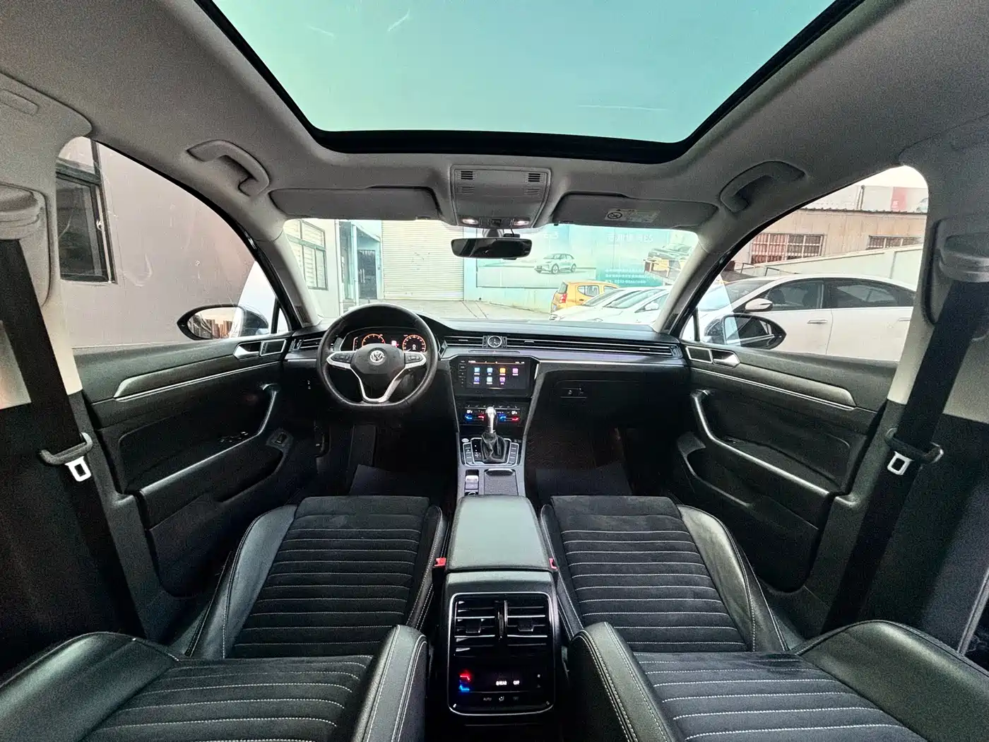 Volkswagen Magotan 2020 330TSI DSG Luxury фото 14