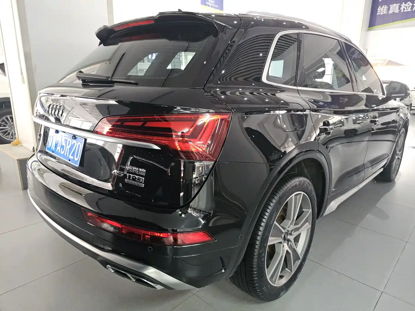 Audi Q5L 2022 45T Luxury Dynamic фото 11