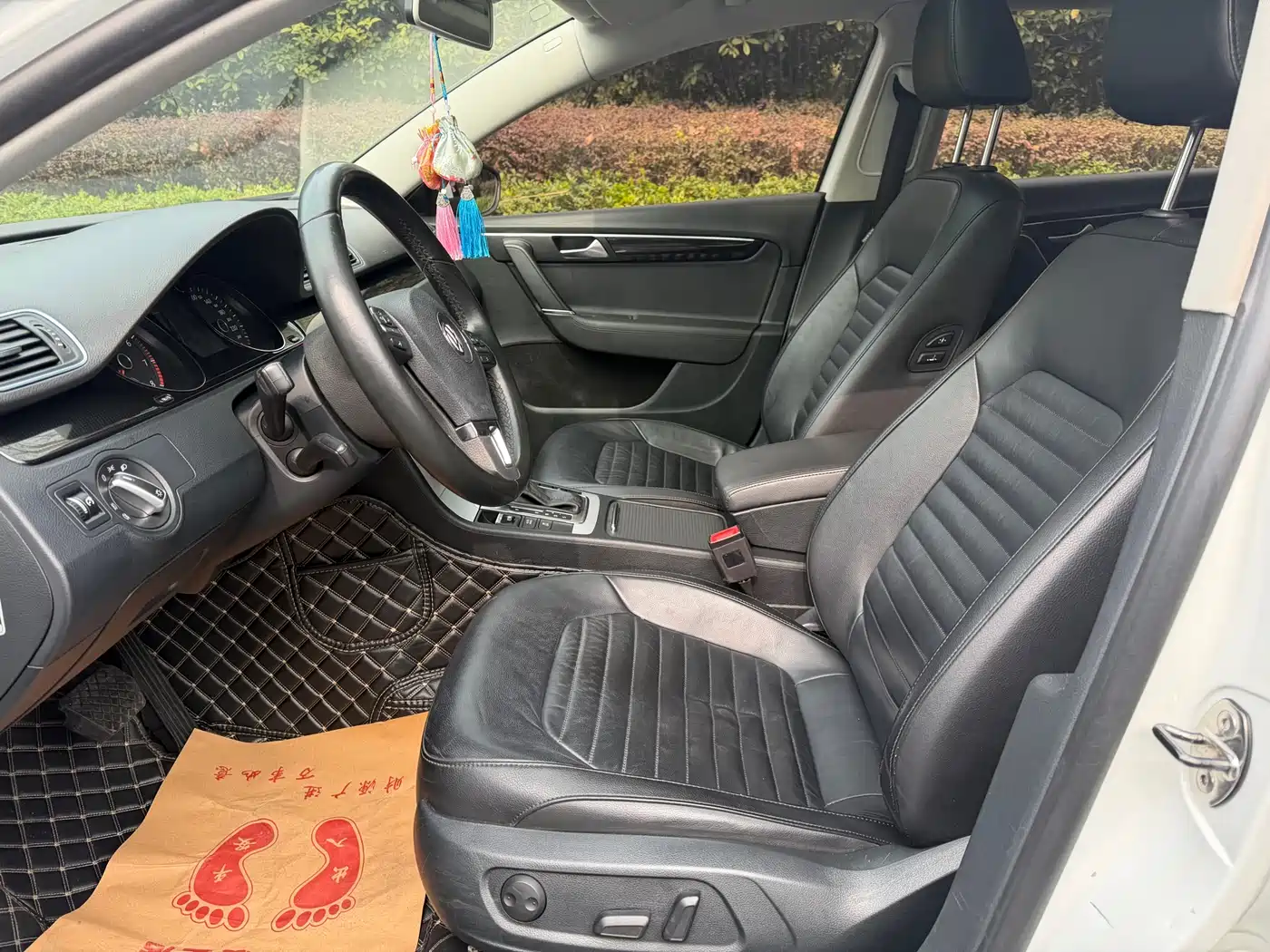 Volkswagen Magotan 2013 1.8TSI Luxury фото 10