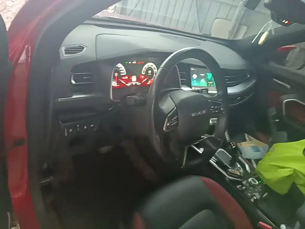 Photo 10 - Haval H6