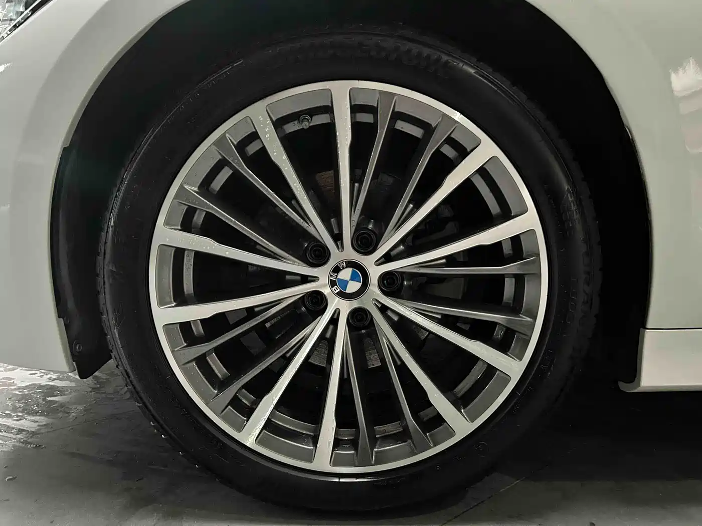 BMW 3 Series 2021 320i Sport Package фото 6