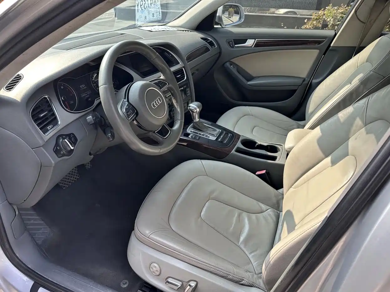Audi A4L 2013 35 TFSI Automatic Standard фото 7