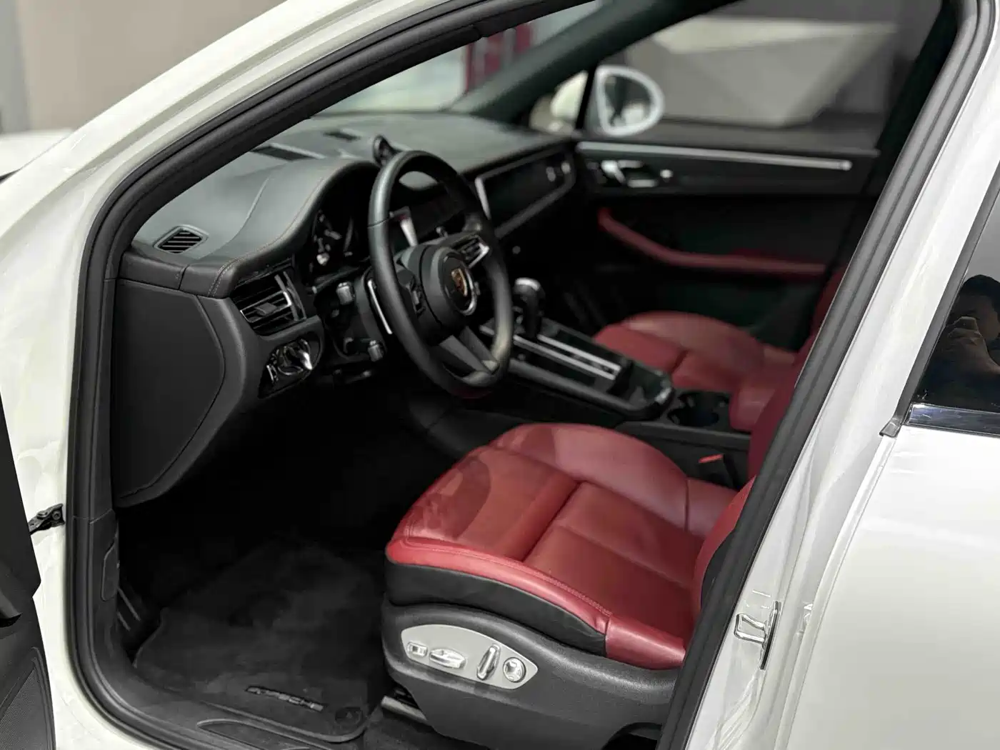 Porsche Macan 2023 Macan 2.0T фото 8