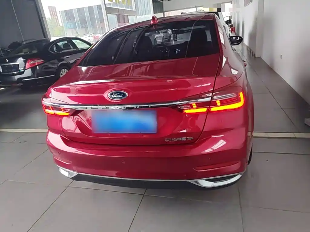 Ford Escort 2022 2021 1.5L Automatic Diamond Edition