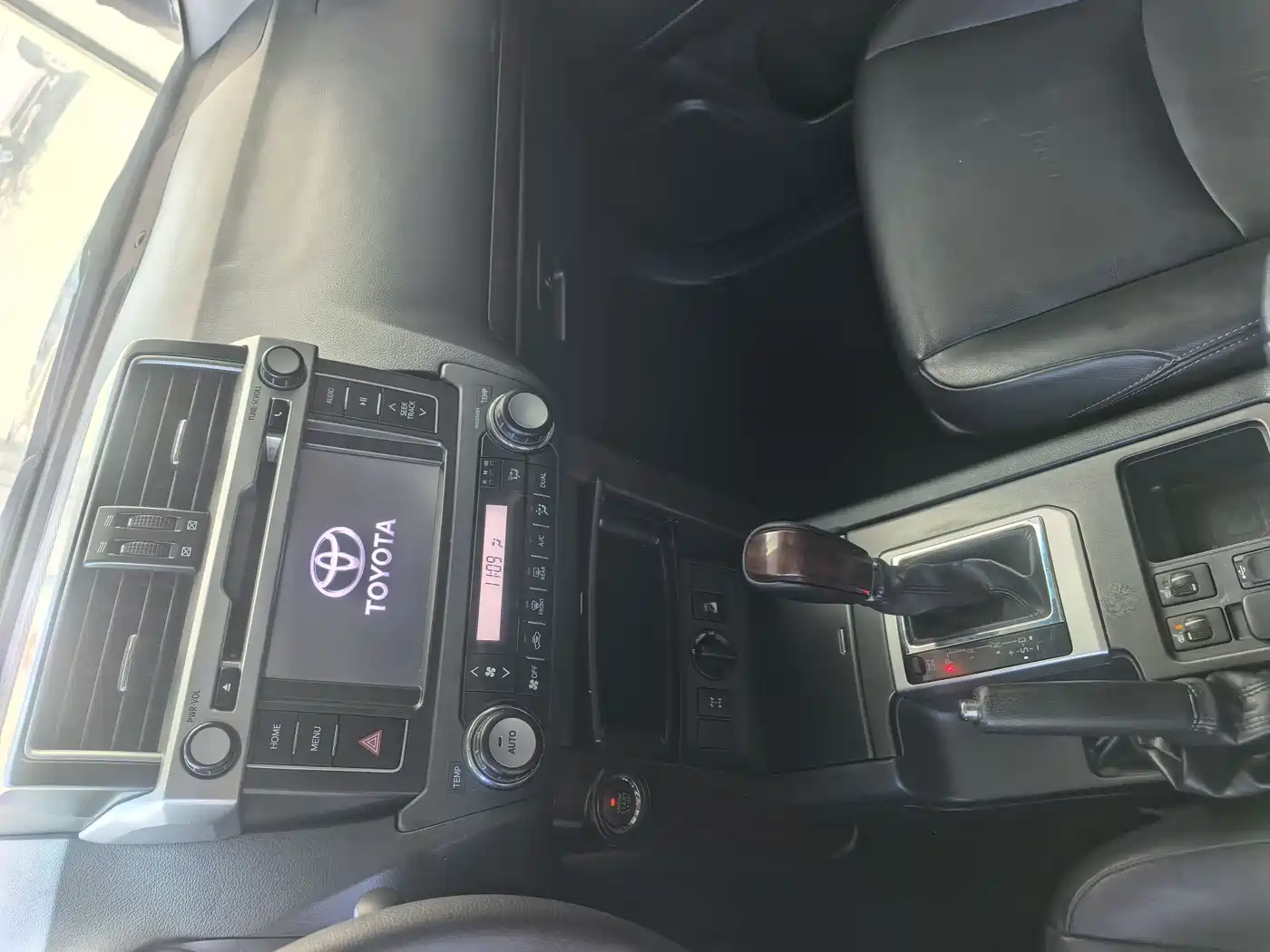 Toyota Prado 2016 3.5L Auto TX-L фото 10