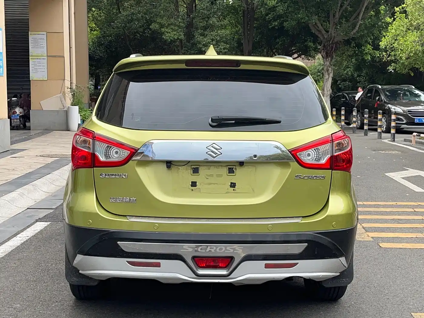 Suzuki SX4 S-Cross 2014 2014 1.6L CVT 2WD Elite