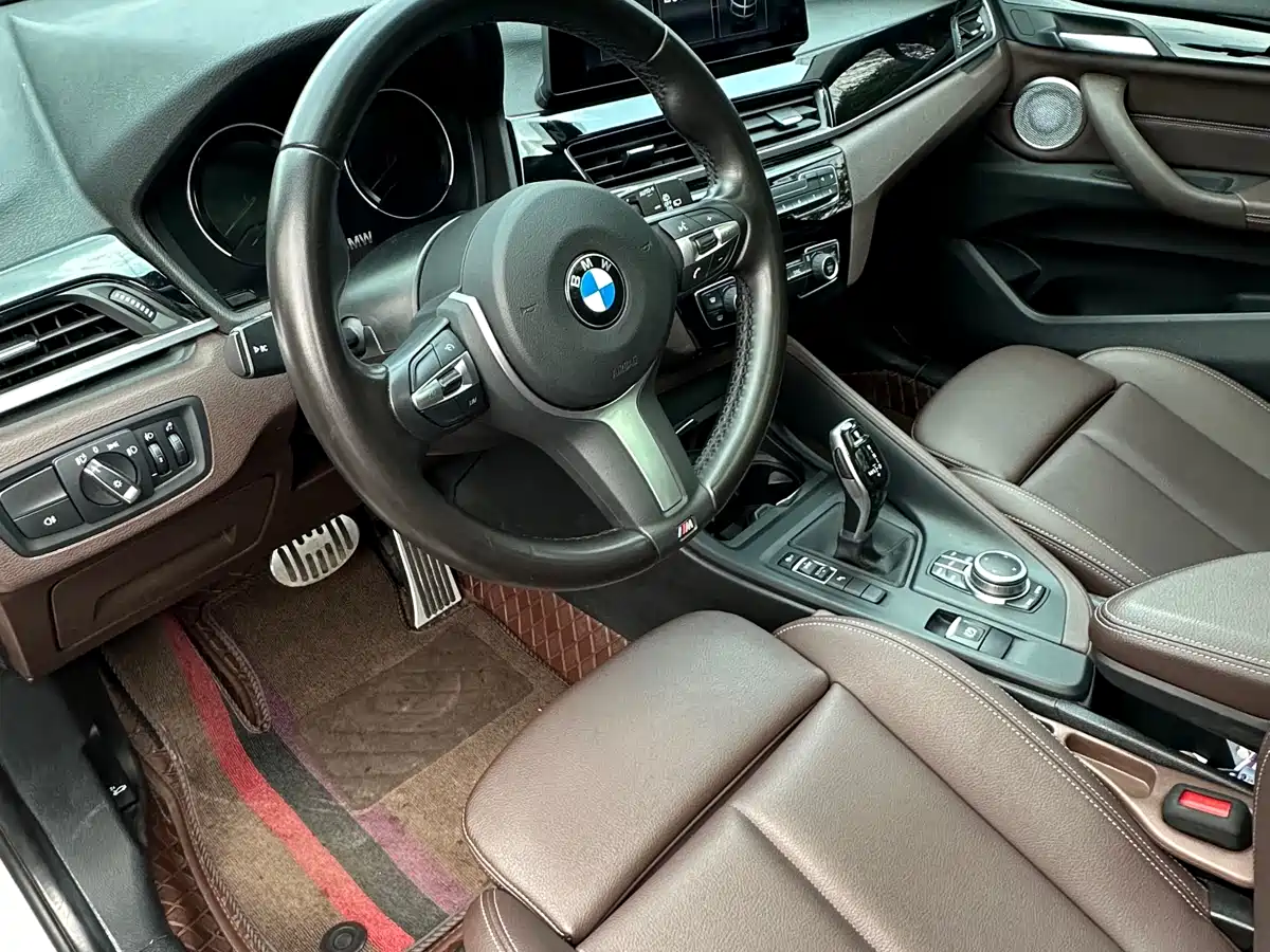 BMW X1 2020 sDrive25Li Leading Model фото 12