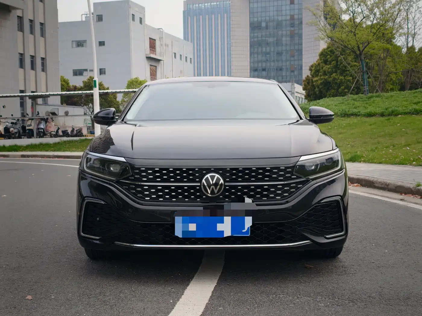 Volkswagen Passat 2024 Model 380TSI Starlight Elite фото 2