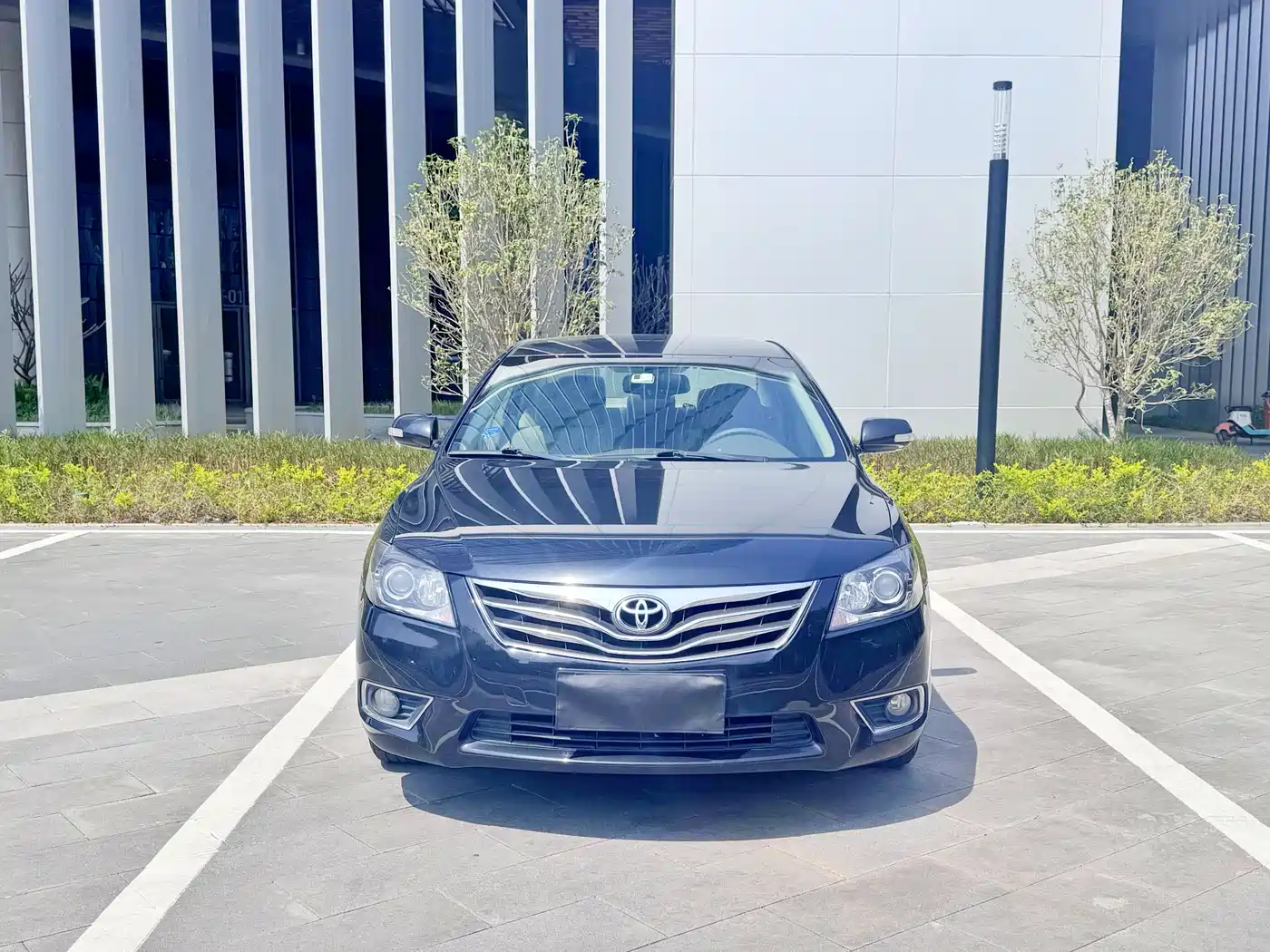 Toyota Camry 2013 200E Classic Elite Edition фото 2
