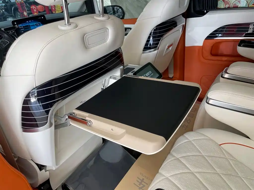 MERCEDES-BENZ V CLASS