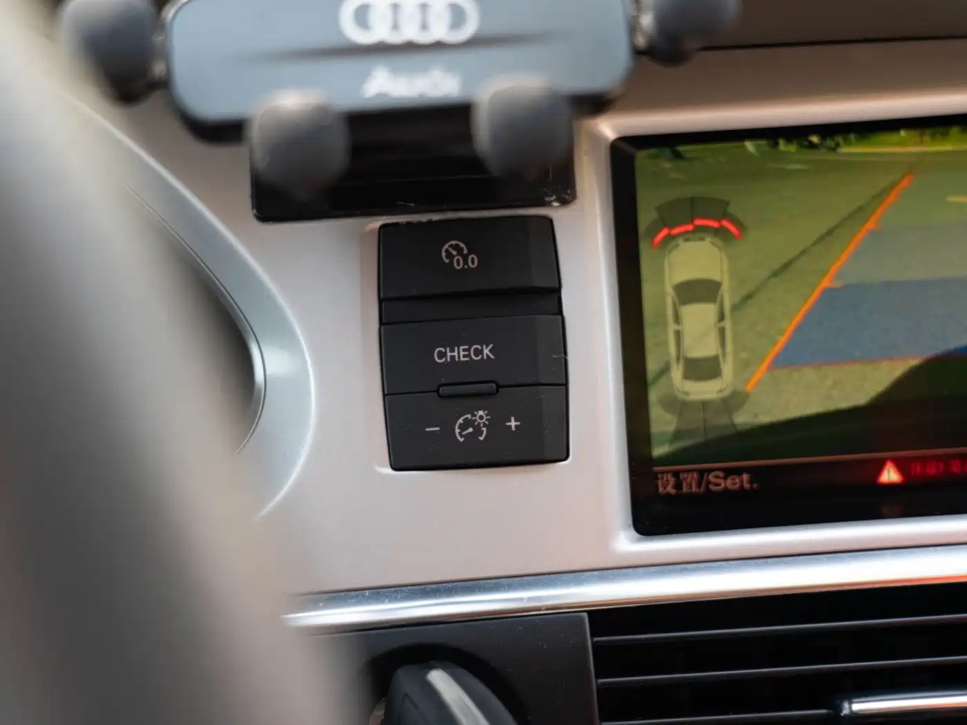 Фото 20 - Audi A6L