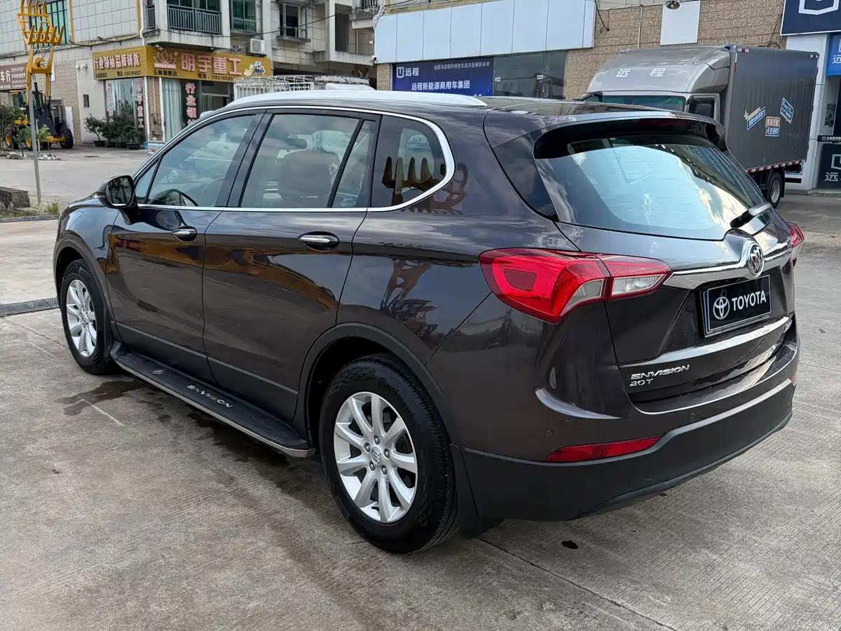 Фото 6 - Buick Envision Plus