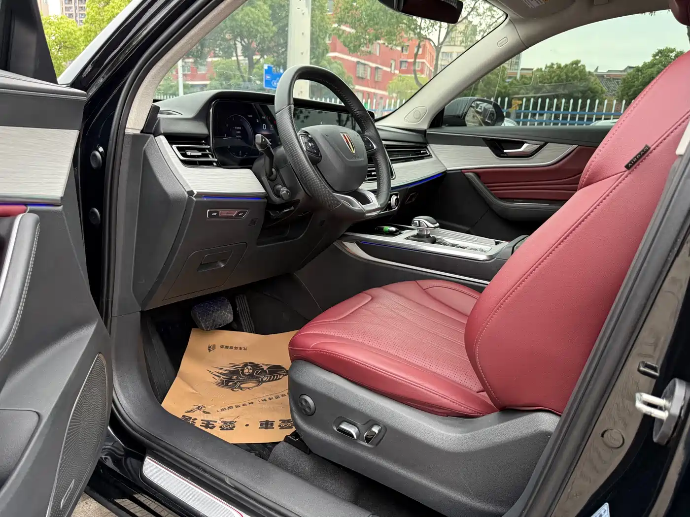 Hongqi HS5 2025 2.0T 2WD Mystic Shadow Edition фото 10