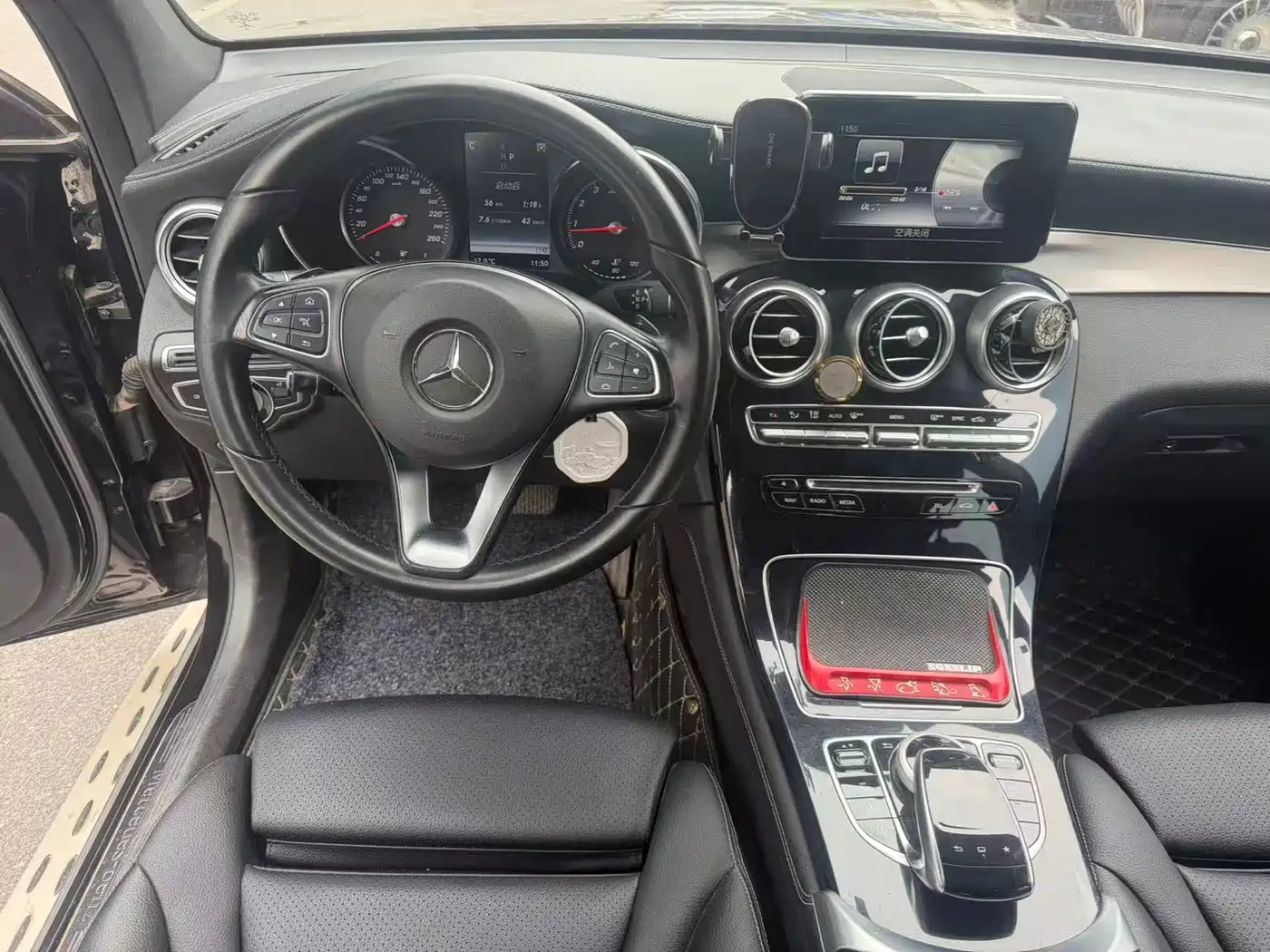 Mercedes-Benz GLC 2016 GLC 200 4MATIC фото 8