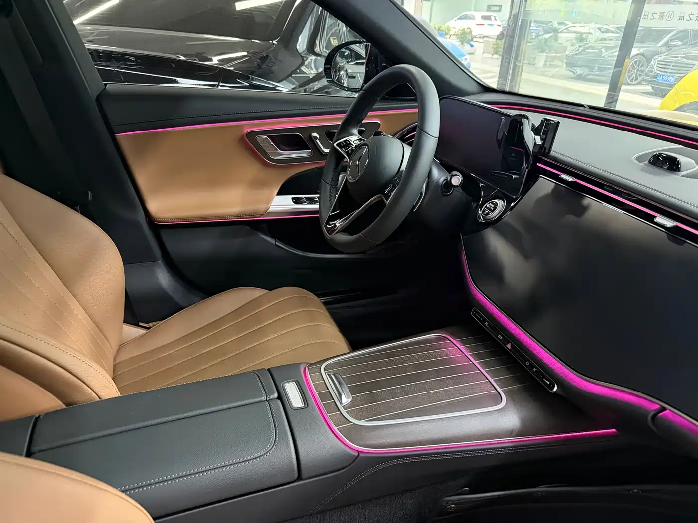 Mercedes-Benz E-Class 2025 E 300 L Luxury Sport фото 3