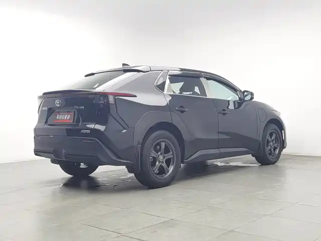 Toyota FAW Toyota bZ4X 2022 2WD Elite JOY Edition — фото 2